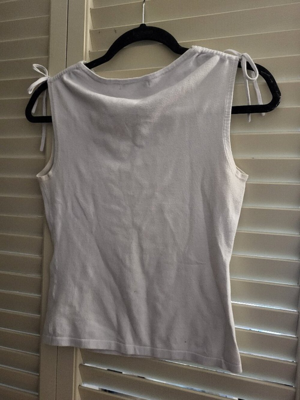 Minimalist Bow Off-White Tank Top XS Banana Republic